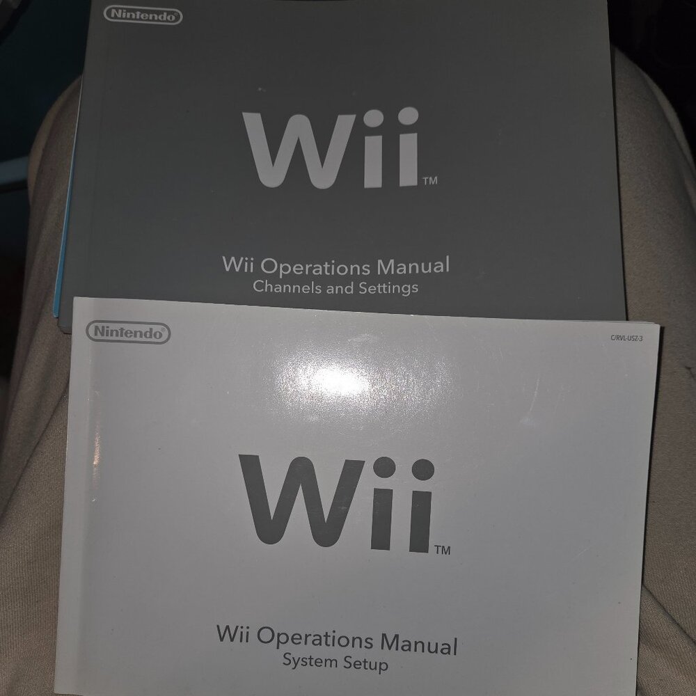 Classic Wii system with Balance Board [see description for parts available]